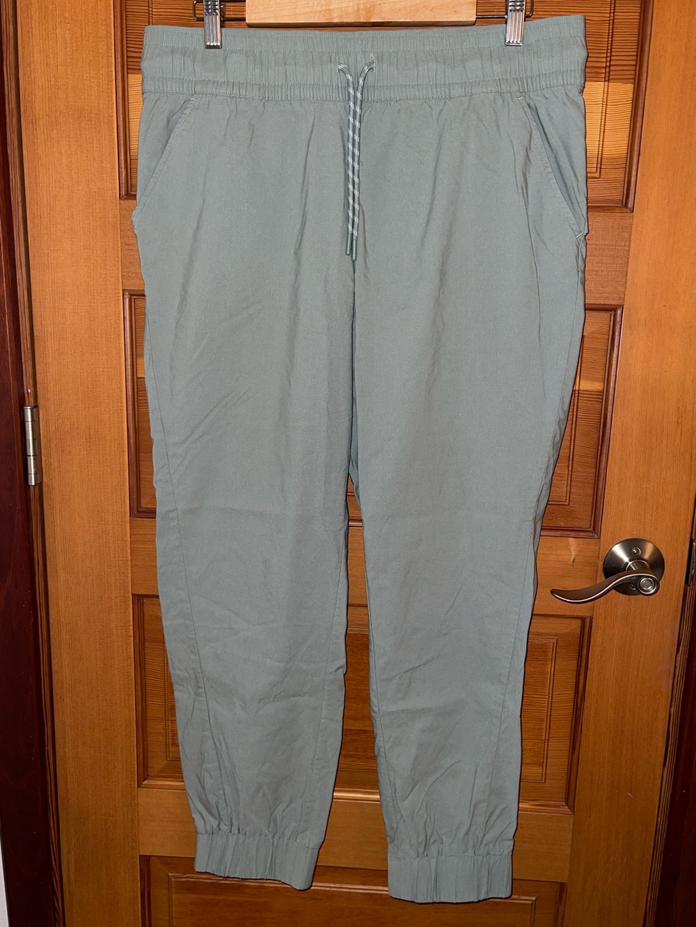 Avalanche Sage Green Drawstring Jogger Pants - EUC - Large